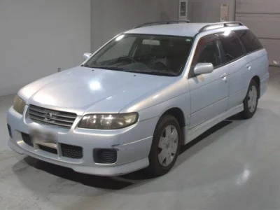 Nissan Avenir