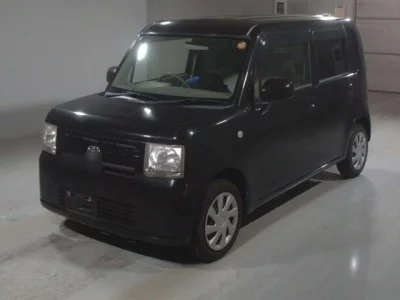 Toyota PIXIS SPACE