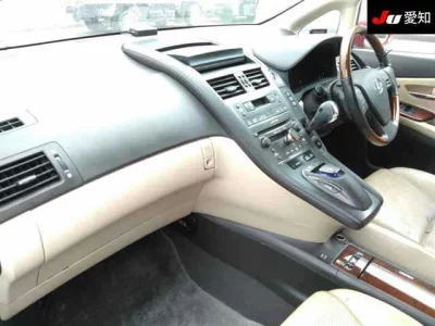 Lexus HS250h