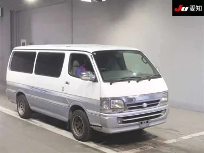 Toyota HiAce Van