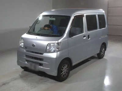 Toyota Pixis Van