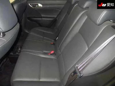 Lexus CT200h