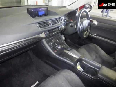 Lexus CT200h
