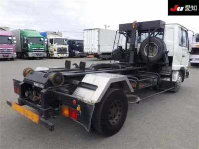 Nissan CONDOR