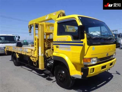 Nissan CONDOR
