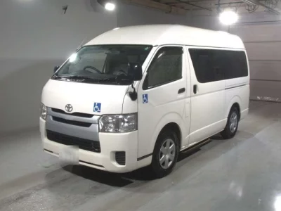 Toyota HiAce Van