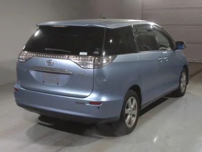 Toyota Estima Hybrid