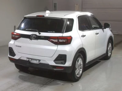 Toyota Tank
