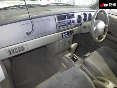 Nissan RASHEEN
