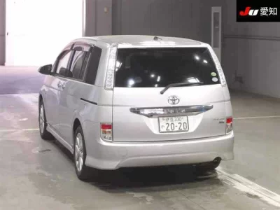 Toyota ISIS