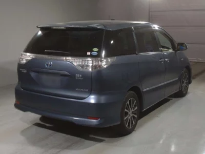 Toyota ESTIMA HYBRID
