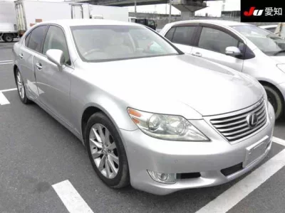 Lexus LS460L