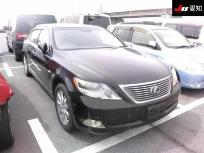 Lexus LS600hL