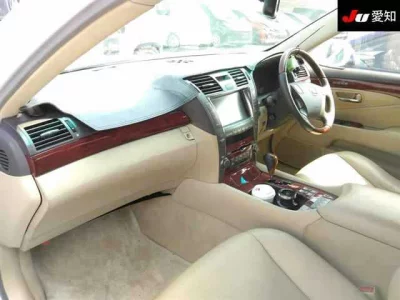 Lexus LS460L