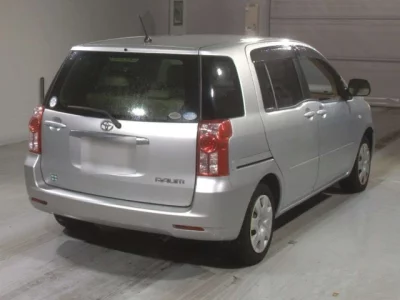 Toyota RAUM