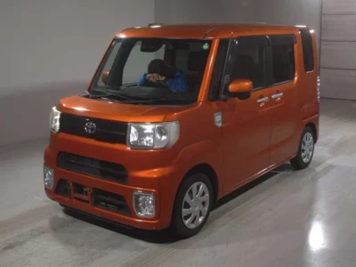 Toyota PIXIS MEGA