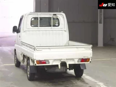 Nissan CLIPPER TRUCK