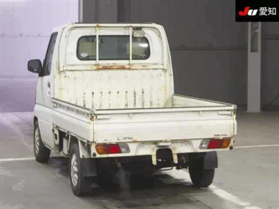 Nissan CLIPPER TRUCK