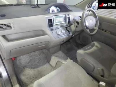 Toyota Raum