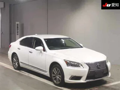 Lexus LS600h