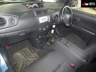 Toyota bB