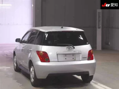 Toyota IST