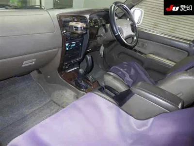 Toyota HILUX SURF