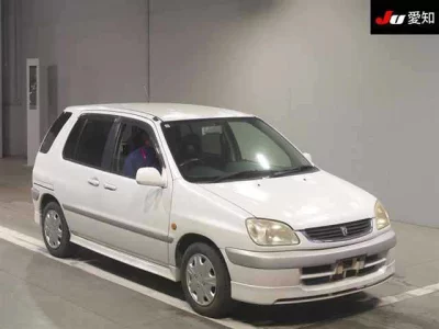 Toyota Raum