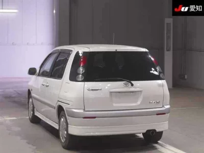 Toyota Raum