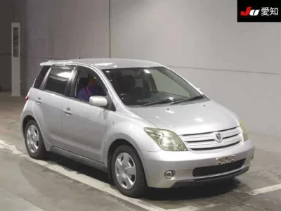 Toyota IST