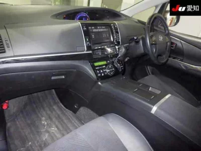 Toyota Estima Hybrid