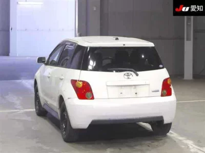 Toyota IST