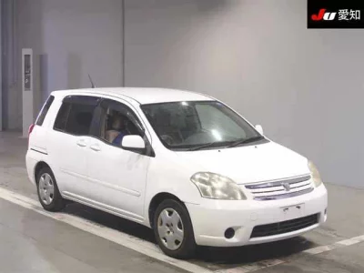 Toyota Raum