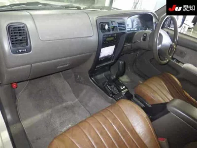 Toyota HILUX SURF