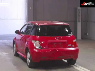 Toyota IST