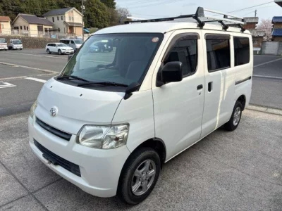 Toyota LiteAce Van