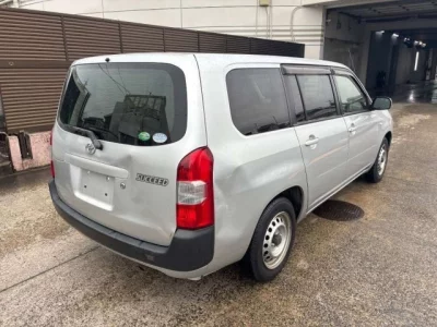 Toyota SUCCEED