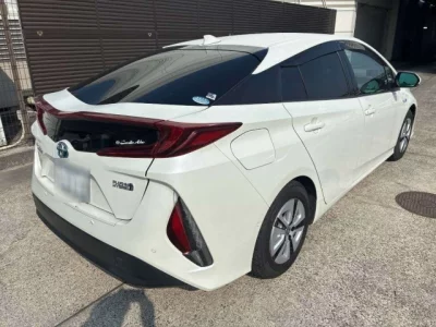 Toyota PRIUS PHV