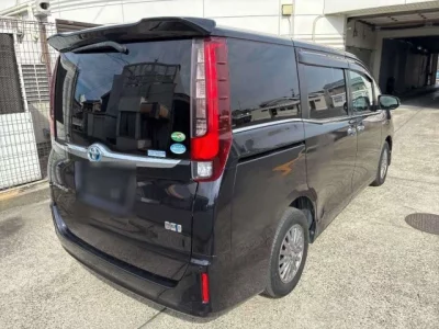 Toyota Esquire