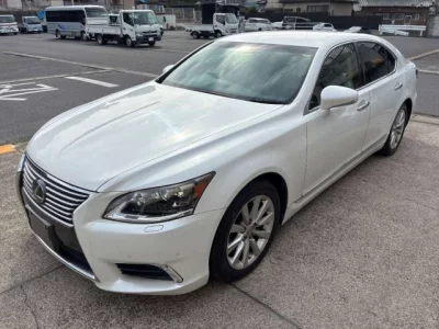 Lexus LS460L