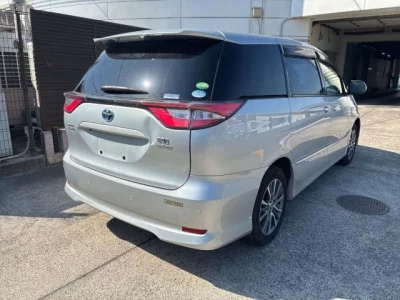 Toyota ESTIMA HYBRID