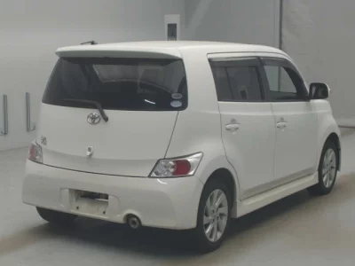 Toyota bB