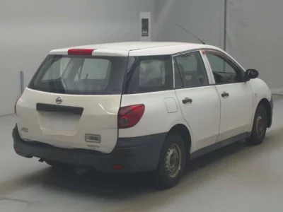 Nissan AD