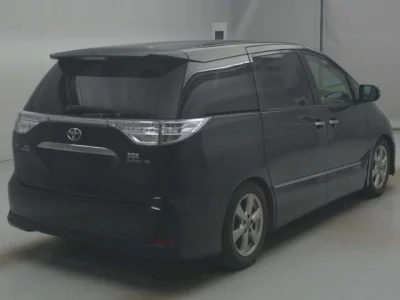 Toyota Estima Hybrid