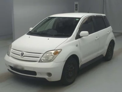Toyota IST