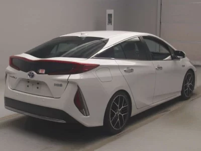 Toyota PRIUS PHV