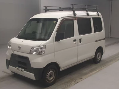 Toyota Pixis Van