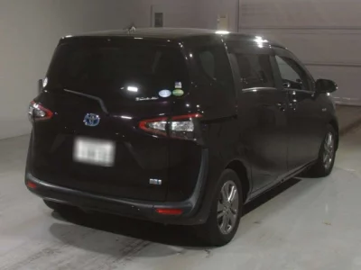 Toyota Sienta