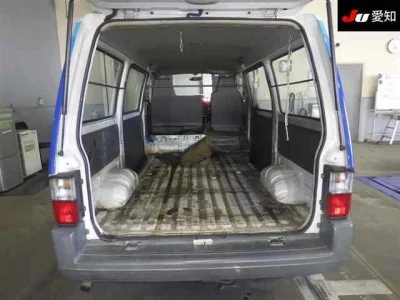 Mazda Bongo Van