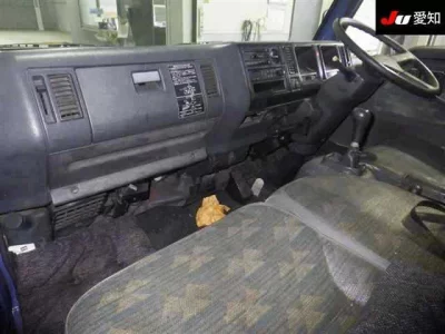 Mazda Titan